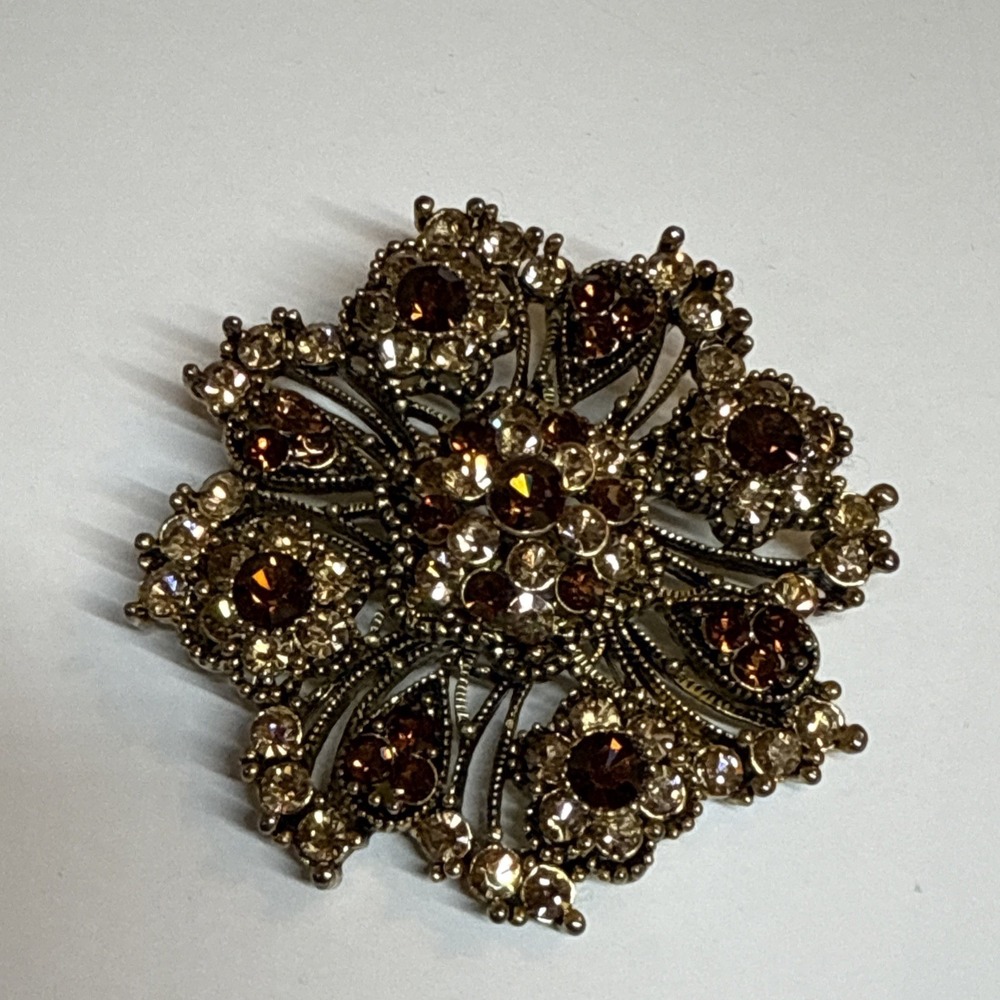 Rhinestone Floral Brooch Pin Pendant Layered Filigree Style Iridescent Brown Ton